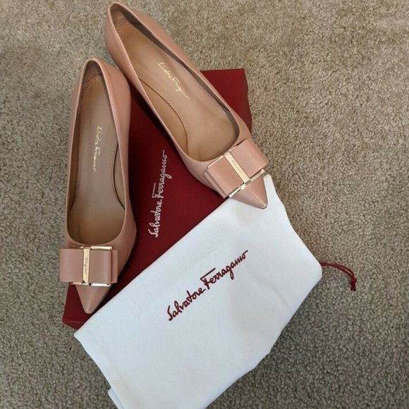 Salvatore Ferragamo Zeri Pointed Toe Pumps Blush/Tan Calf Leather 8 MSRP $750 main image 3